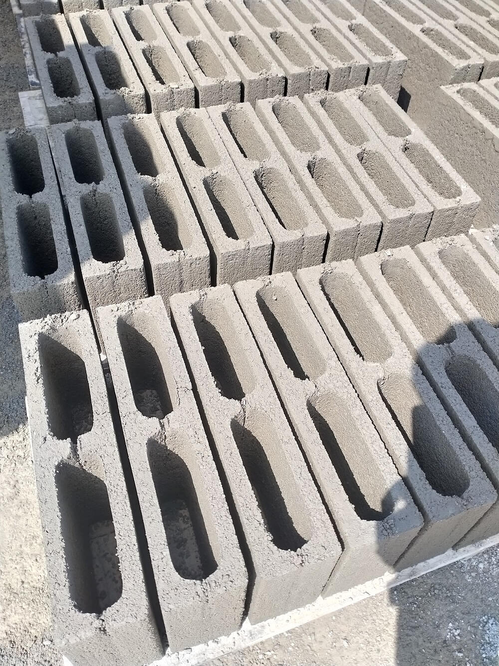 規(guī)格：390X190X90